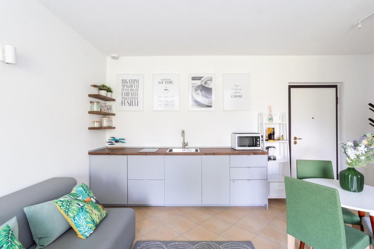 Como Lake Nest - Studio With Garden Тремецо Екстериор снимка